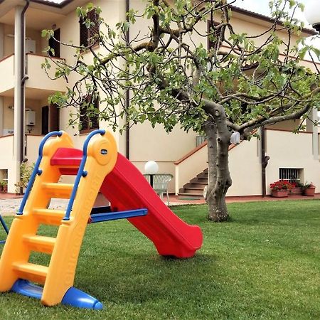 I Papaveri Apartments サン·ヴィンチェンツォ エクステリア 写真